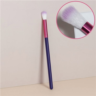 Кисть для макияжа «PENCIL», 17,5 см, цвет фиолетовый/розовый